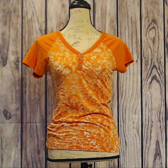 Magellan Tops - Magellan Sports wear Top